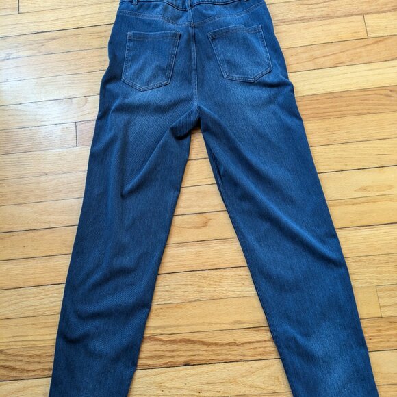 Halara Magic High Waisted Button Zipper Multiple Pockets Straight Leg Jeans - Picture 4 of 12